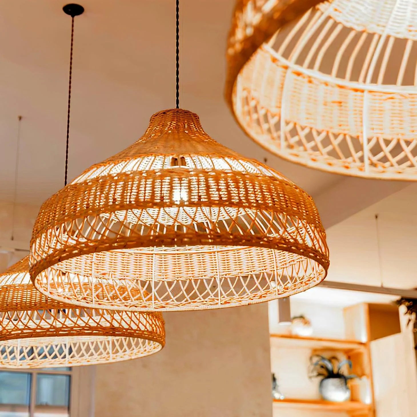 Artisanal Rattan Dome Pendant Lamp - Auraolight