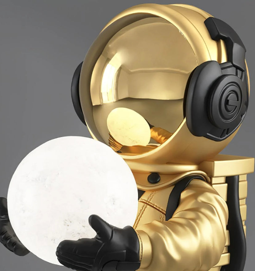 Diver Astronaut Floor Lamp - Auraolight