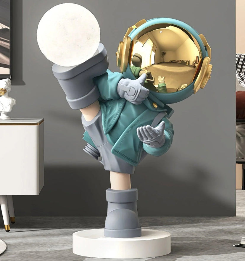 Effort Astronaut Floor Lamp - Auraolight