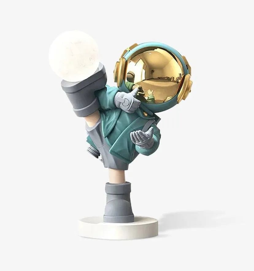 Effort Astronaut Floor Lamp - Auraolight