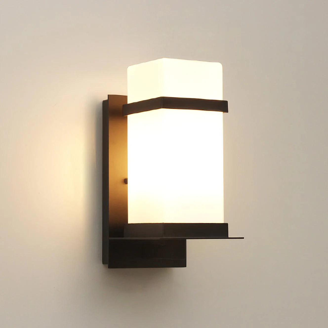 Mcdade Outdoor Wall Light - Auraolight