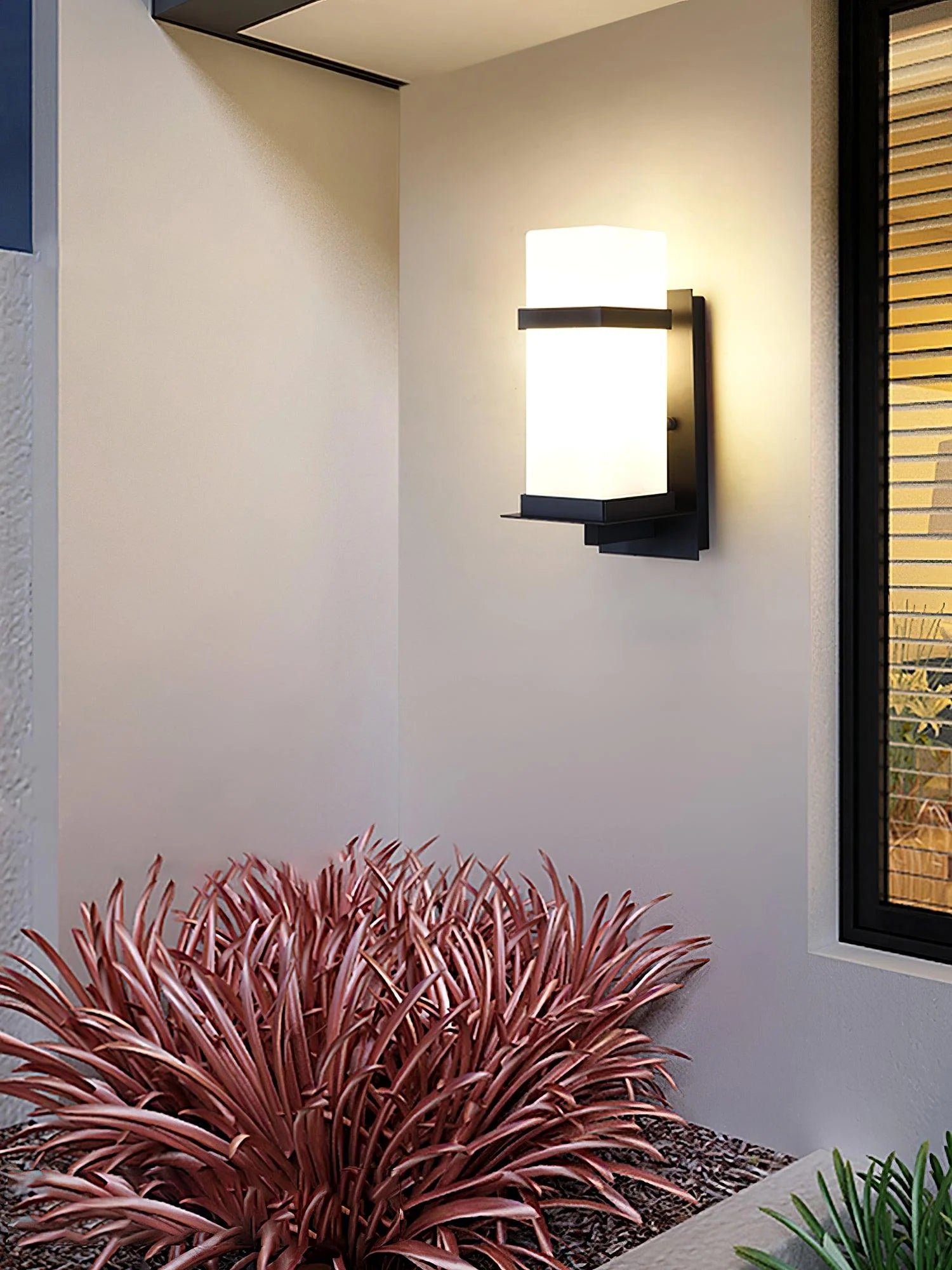 Mcdade Outdoor Wall Light - Auraolight
