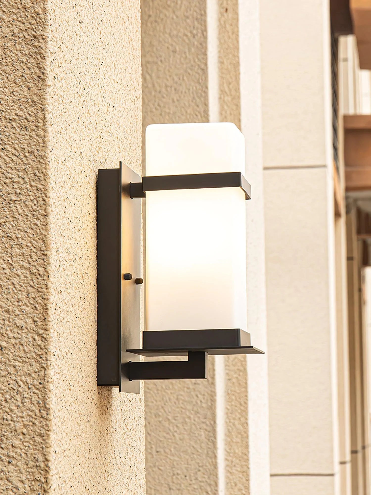 Mcdade Outdoor Wall Light - Auraolight