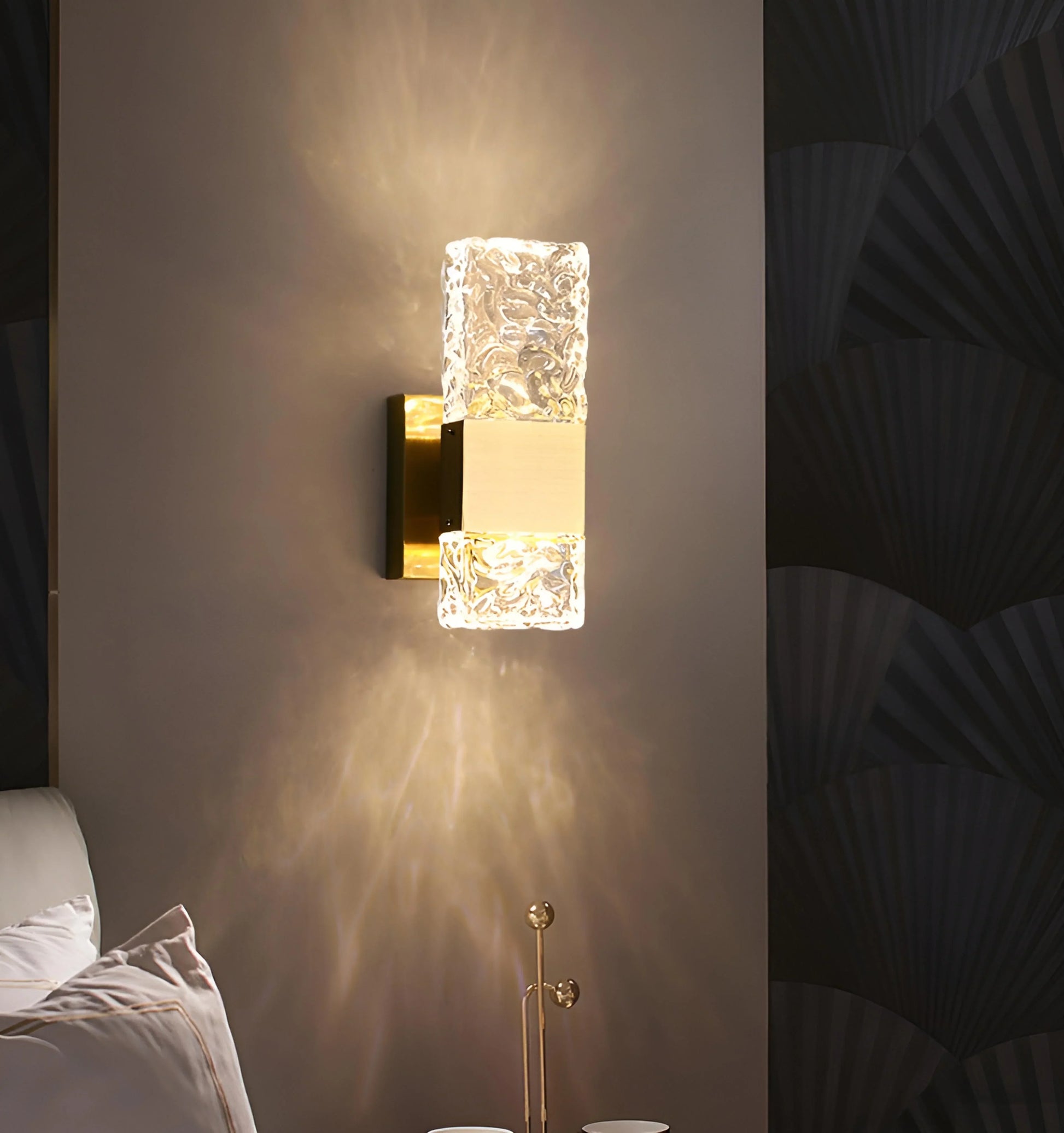 Ice Crystal Wall Lamp - Auraolight