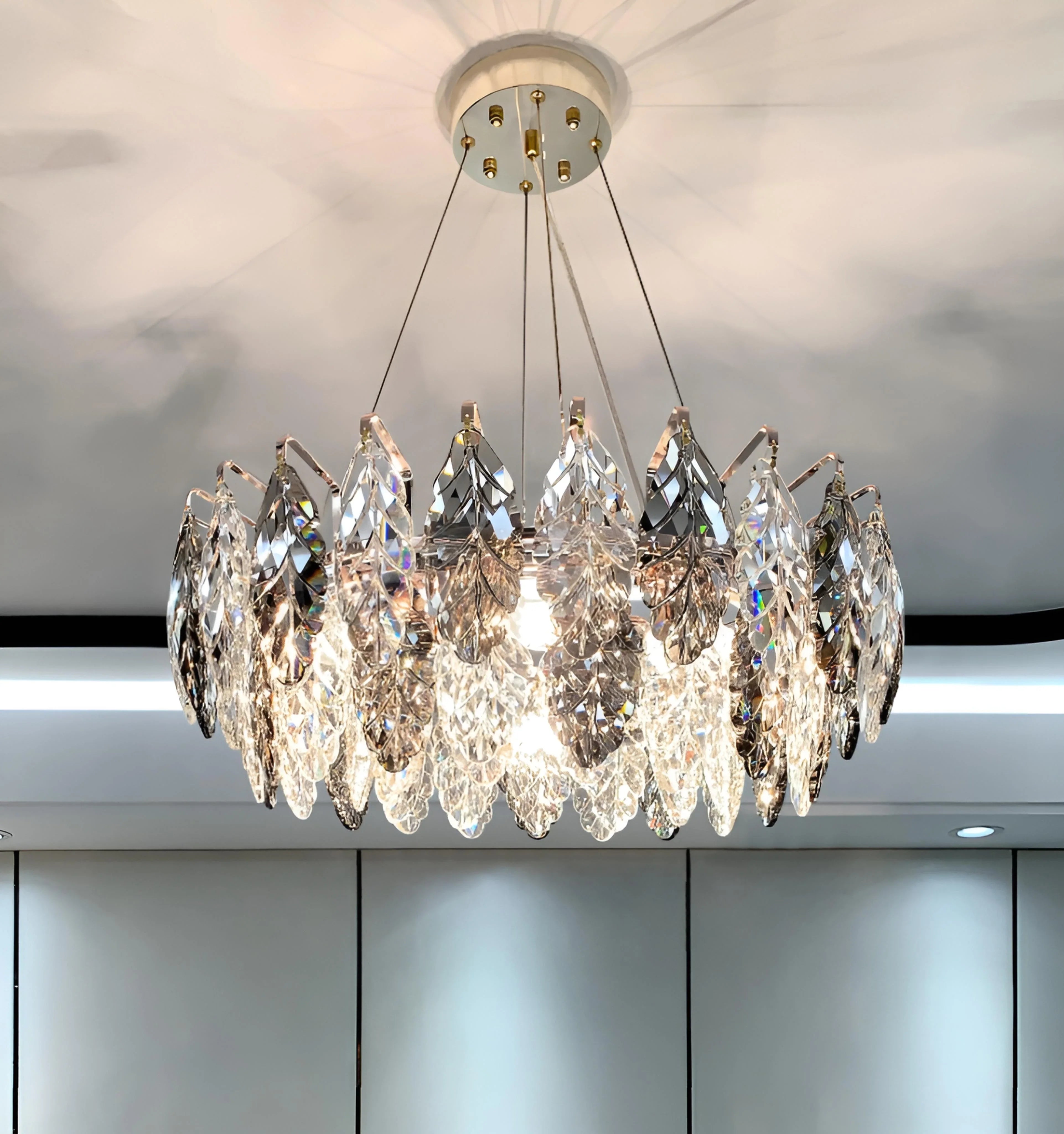 Jonas Leaf Crystal Chandelier - Auraolight