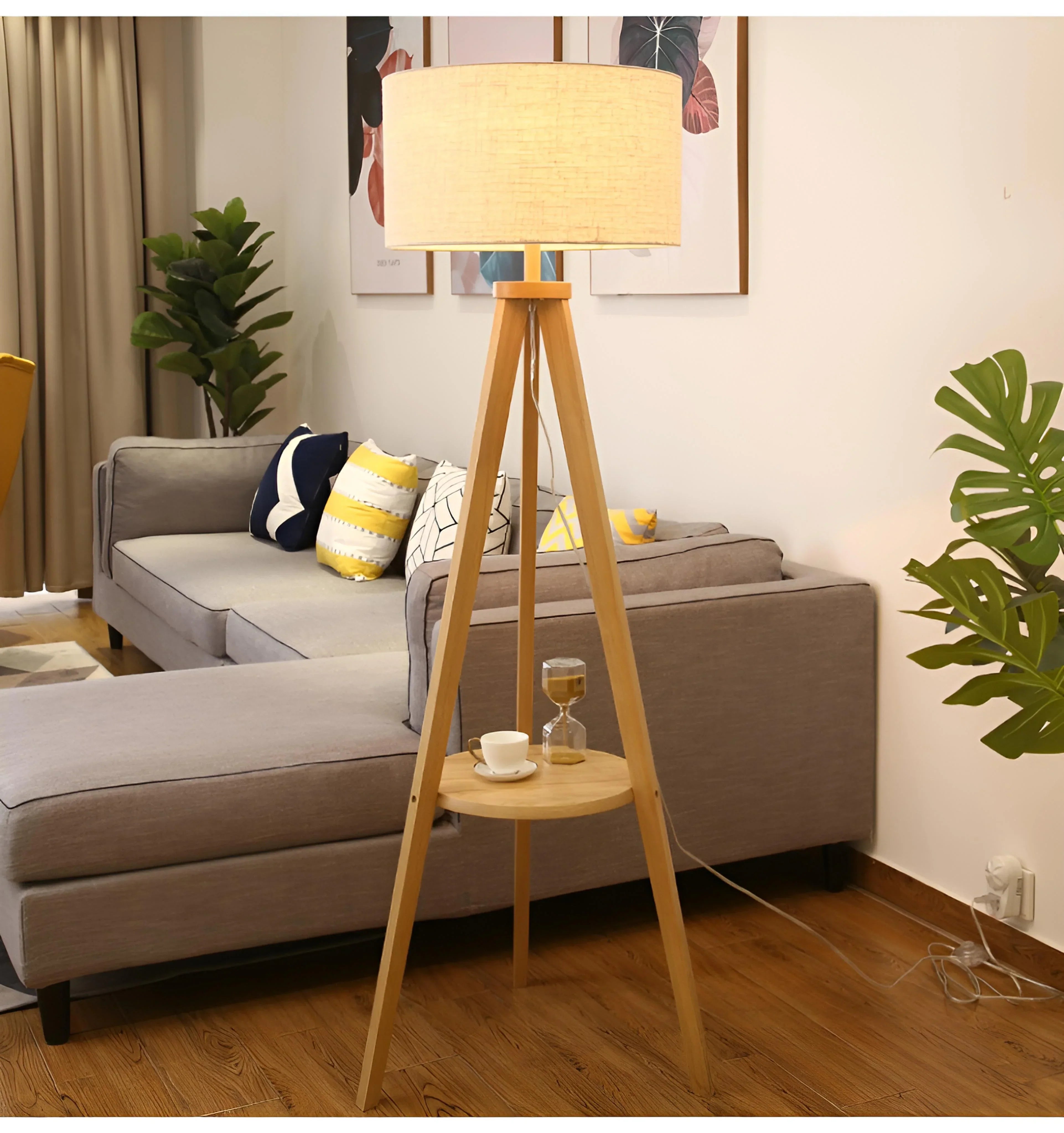Wooden Tripod Floor Lamp - Auraolight