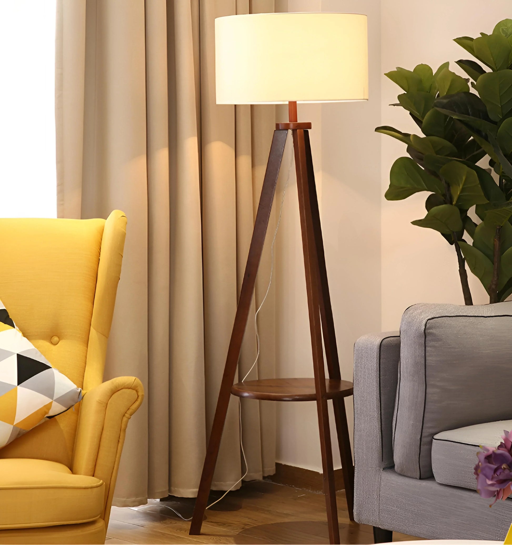 Wooden Tripod Floor Lamp - Auraolight